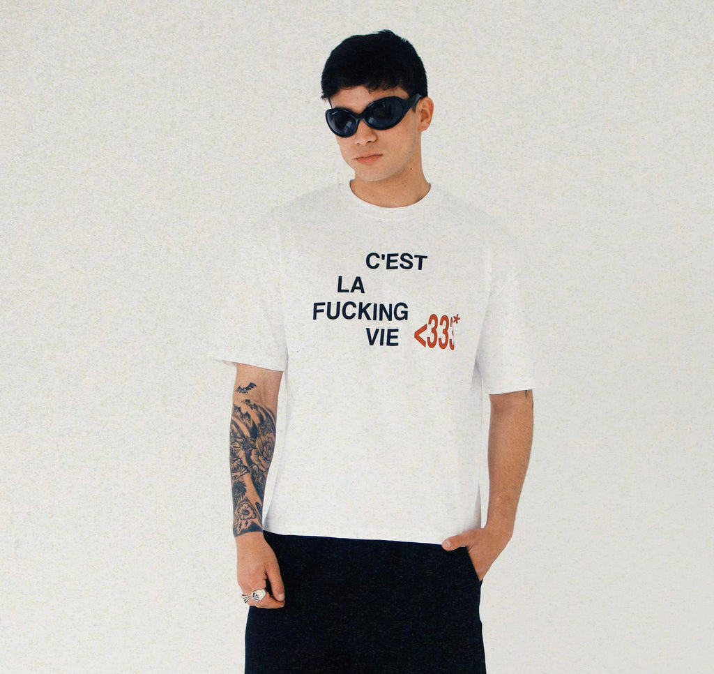 LA VIE T-SHIRT