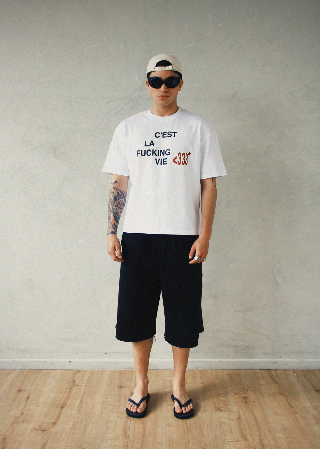 LA VIE T-SHIRT